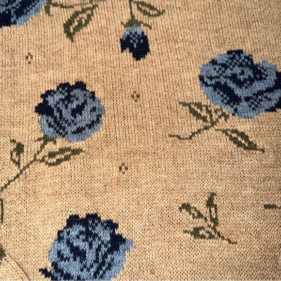Vintage Spring Knit Sweater - Blue and Tan - Picture 3 of 7